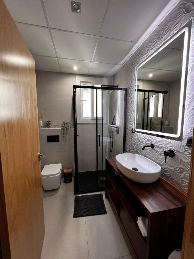 コルドバLuxury New 6 Pax Apart Downtown.アパートメント エクステリア 写真